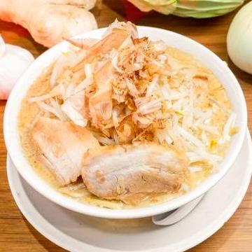 ラーメン大