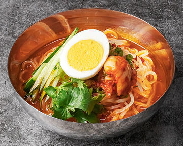 【辛】盛岡式自家製辛冷麺(パクチー) ※檸檬なし