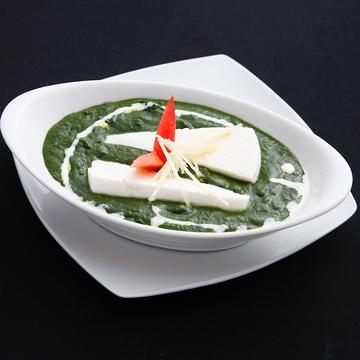 ほうれん草パニールカレー Sag Paneer