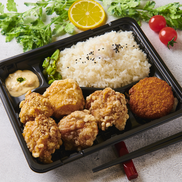 からあげ弁当DX
