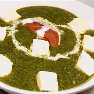 サグパニールカレー(Sag paneer curry)