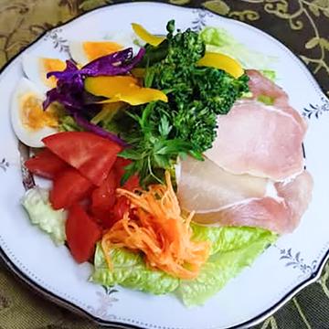 スペシャルサラダ 大