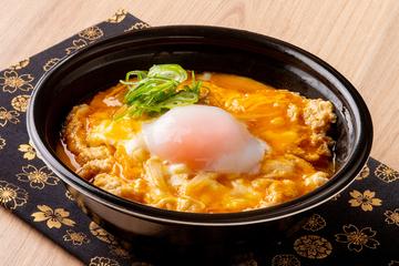 半熟卵の玉子丼