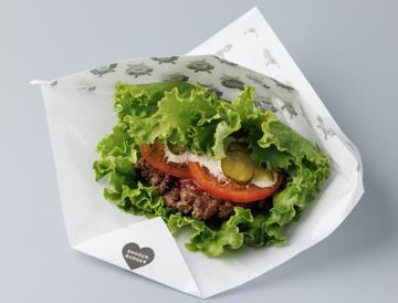 野菜で包んだバーガー