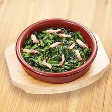 ほうれん草のガーリックバターソテー