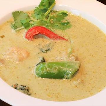 タイ風グリーンカレー・ライス付(アラカルト)  Thai Green Curry (With Rice)