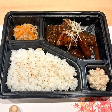 鯖の味噌煮定食