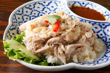 71. カオマンガイ(タイ風チキンライス)