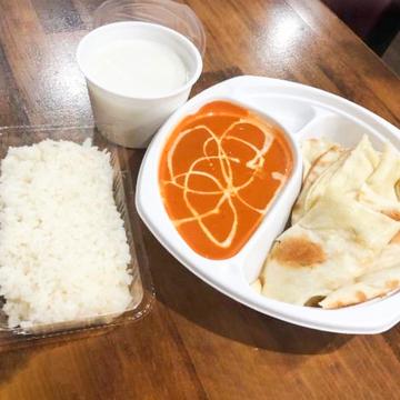 ナン+ライス+カレー+ラッシーセット(NAN+RICE+CURRY+LASSI SET)