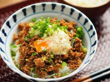 肉味噌丼