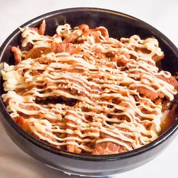 特製からしマヨカルビ丼