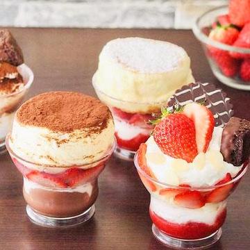 Cafe du Paris カスタムパンケーキパフェ
