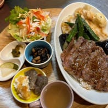 黒毛和牛ヒレステーキ丼
