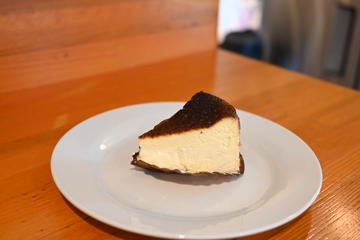 バスクチーズケーキ