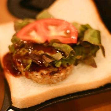 ハンバーグサンド