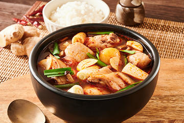 【鶏肉のピリ辛鍋】タットリタン&ライスセット
