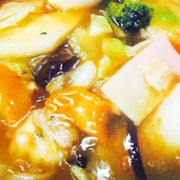 五目海鮮中華丼/Pork and Vegetable on rice in a bowl