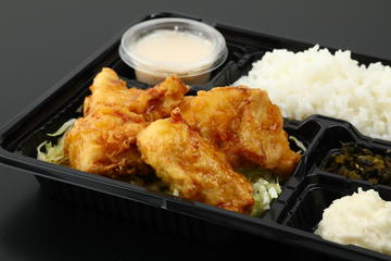 チキン南蛮弁当