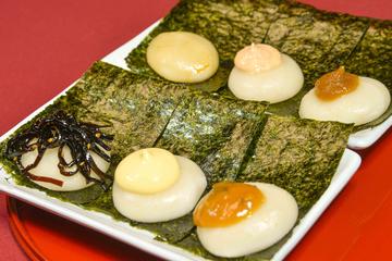 おにぎり餅6個セット(梅、いそべ、昆布、ネギ味噌、マヨネーズ、明太マヨネーズ)