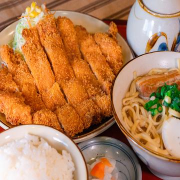 でーじマギーチキン 半そばセット