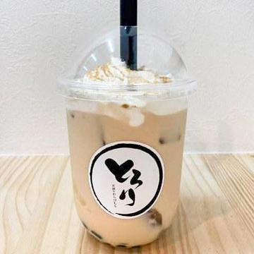 飲むわらびもちタピオカミルクティー