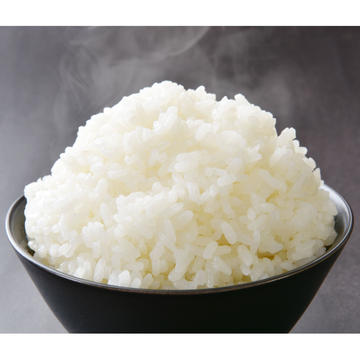 ご飯(230g)、鰻の成瀬 秘伝のタレ(15ml)、山椒付