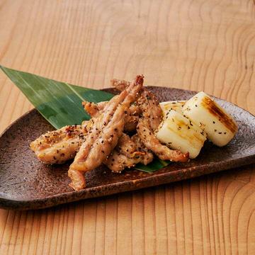 鶏せせりの黒胡椒焼き