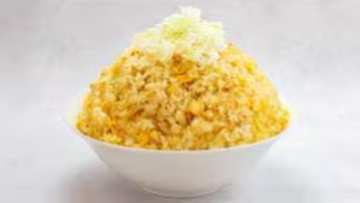 1キロのチャーハンマウンテン