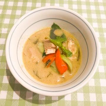 ゲンキョウワーン(グリーンカレー)