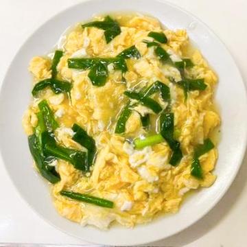 ニラ玉炒め