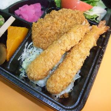 エビフライ、ロースとんかつ