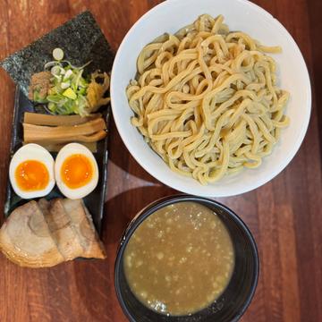 濃厚豚骨魚介つけ麺SP