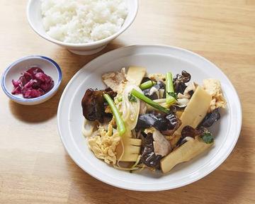 キクラゲ炒め定食 Wood Ear Mushroom Stir-Fry Set Meal