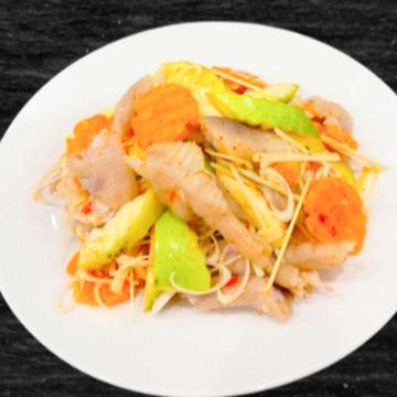 GOI CHAN GA RUT XUONG XOAI XANHグリーンマンゴー鳥足のサラダ