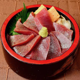鉄火丼 Raw Tuna Rice Bowl