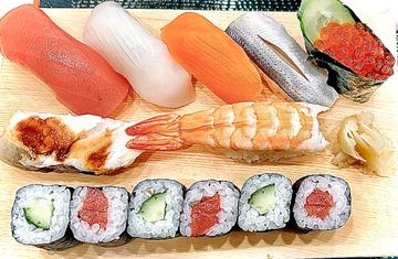 日替わりランチ7貫+1本 【時間限定10:45～14:00】