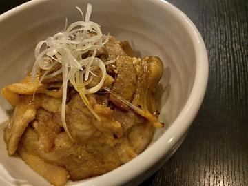金華豚カルビ丼
