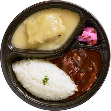キャベハヤ(ロールキャベツとハヤシライスのハーフ＆ハーフ)