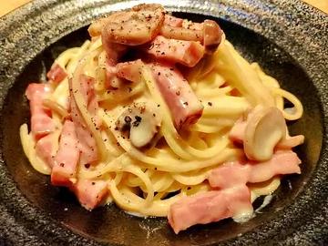 【電子レンジ必須】きのことベーコンのクリームパスタ