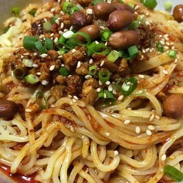 四川成都香辣坦々麺