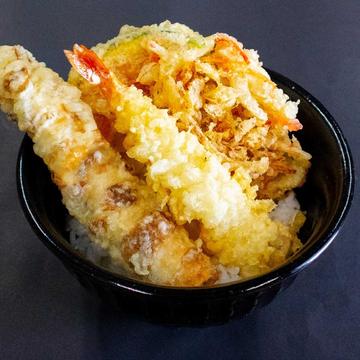 天丼(海老天×1、ちくわ天×1、かき揚げ1/2×1、南瓜天×1)