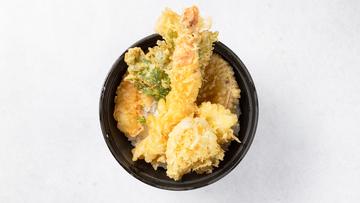 天丼(海老・いか・キス・野菜3種)
