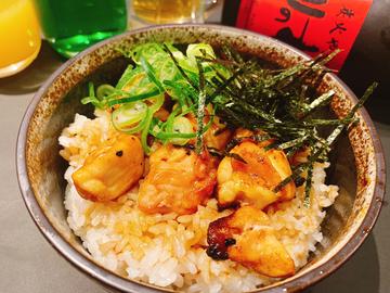 とりのすけ丼