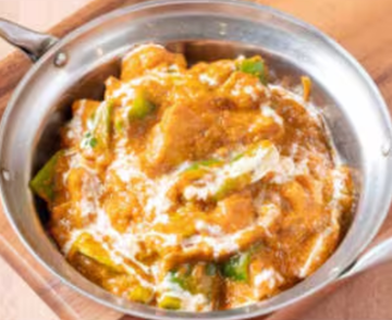 ベジタブルカレー セット(ナンorライス・サラダ付き) Vegetable curry set(Naan or Rice・With salad)