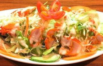 タンドリーシーザーサラダ Tandoori sizzler salad