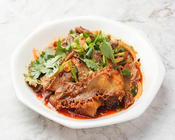 牛タン、牛肉、ハチノスの四川風和え(夫妻肺片)