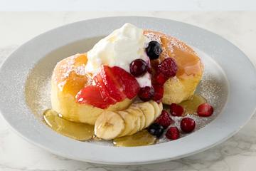 韓国ハニーグリークヨーグルトスフレパンケーキ(2個付き)Honey ＆ Greek Yogurt Souffle Pancake