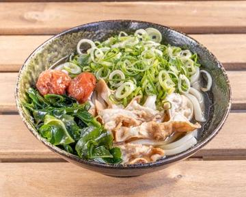 極み梅わかめかすうどん KIWAMI Fried Beef Offal Udon Noodles with Plum ＆ Kelp