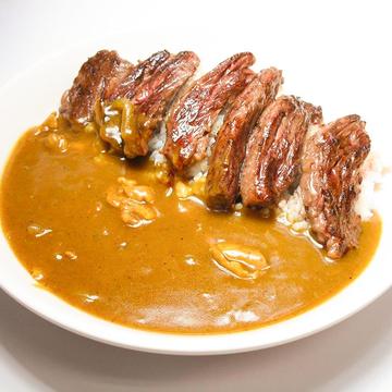牛ハラミ焼カレー