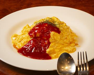 【香ばしさ極まる】とろ~り炙りチーズの濃厚ケチャップオムライス